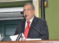 Imagem de Everaldo critica “censura” do prefeito