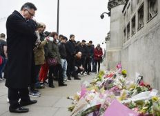 Imagem de Duas pessoas são presas por suspeita de envolvimento com atentado em Londres
