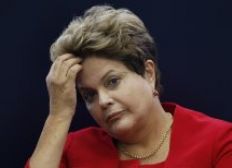 Imagem de Durante entrevista, Dilma assegura que crise financeira atravessará o ano de 2016 com menos dificuldades 
