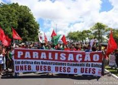 Imagem de Universidades estaduais da Bahia realizam protesto
