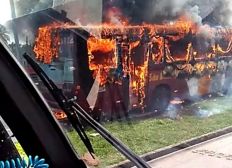 Imagem de 16 ônibus são incendiados e 6 suspeitos são presos em Fortaleza