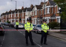 Imagem de Operação antiterrorismo no Reino Unido termina com 6 presos e 1 mulher ferida