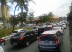 Imagem de  Prefeitura diz que trânsito crítico no Rio Vermelho continua até setembro