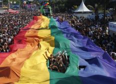 Imagem de CCJ do Senado aprova união estável e casamento entre homossexuais 