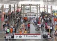 Imagem de Rodoviários fecham parcialmente Estação Pirajá em prol de melhor estrutura