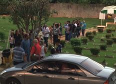 Imagem de Taxista assassinado e jogado do próprio carro é enterrado em Salvador