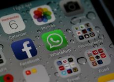 Imagem de WhatsApp começa a rivalizar com o Facebook como fonte de informação no Brasil, diz estudo
