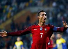 Imagem de Chile admite que parar Cristiano Ronaldo será prioridade em semifinal