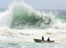 Imagem de Marinha emite alerta de mau tempo; ondas chegam a 4,5 metros em Salvador