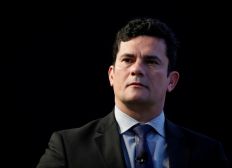Imagem de Moro decide que R$ 16 milhões do caso triplex vão para os cofres da Petrobras