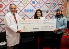 Imagem de Voluntárias Sociais da Bahia entregam R$ 764 mil ao Hospital Aristides Maltez