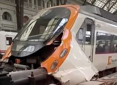 Imagem de Trem bate no fim da linha e deixa 54 feridos em estação de Barcelona