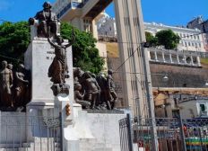 Imagem de Monumentos públicos de Salvador terão código lido por celulares para contar história da obra