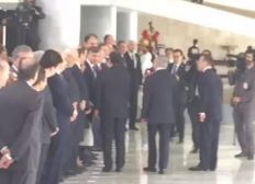 Imagem de Temer recebe presidente do Paraguai em cerimônia com honras de Estado