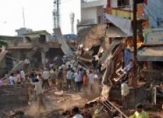 Imagem de Explosões matam dezenas em restaurante na Índia
