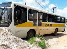 Imagem de Motorista de ônibus morre após sofrer infarto a caminho de escola onde buscaria estudantes no sul da BA