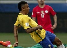Imagem de Brasil faz 3 a 0 e tira Chile da Copa do Mundo