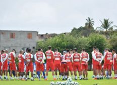 Imagem de Com retornos importantes, Carpegiani relaciona 20 jogadores para duelo com o Palmeiras