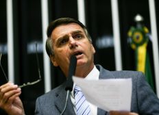 Imagem de Bolsonaro admite seu despreparo para governar