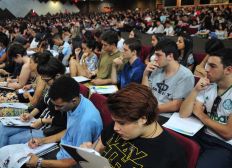Imagem de  Colégios da rede estadual promovem aulões preparatórios para o Enem 