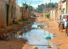 Imagem de IBGE mostra que há 20,6 milhões de lares sem rede de esgoto no Brasil