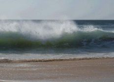 Imagem de Marinha emite aviso de ventos de até 74 km/h e ondas de até 5 metros de altura na Bahia