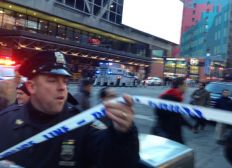 Imagem de  Nova York fecha estações de metrô após explosão; suspeito foi preso