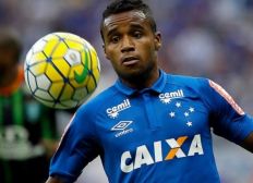 Imagem de Atacante do Cruzeiro pode ser primeiro reforço do Bahia; promessa do Coxa está na mira