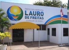 Imagem de Servidores de Lauro de Freitas recebem 13°, mas decidem manter ação contra a prefeitura