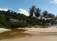 Imagem de Porto Seguro: prefeitura aplica multa de R$ 1 milhão à Embasa por vazamento de esgoto
