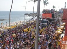 Imagem de Confira a programação dos circuitos do Carnaval de Salvador deste sábado (10)