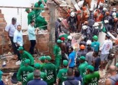 Imagem de Moradores do bairro de Pituaçu se cadastram no SEMPS, após trágico acidente