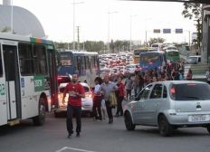 Imagem de Salvador tem fim de tarde de caos por causa de apagão