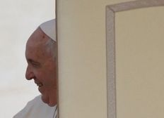Imagem de Papa Francisco afirma que 'inferno não existe', diz jornal italiano