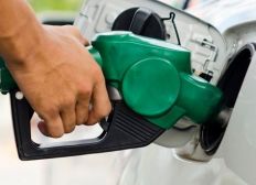 Imagem de Protesto de caminhoneiros causa escassez de combustíveis em postos no sudoeste da BA e gasolina salta para R$ 5,50