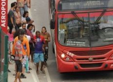 Imagem de Sem combustível, ônibus da Região Metropolitana circulam com frota reduzida em 26% nesta sexta (25)