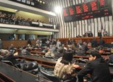 Imagem de Deputados devem votar Lei de Diretrizes Orçamentárias nesta terça-feira (30)