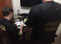 Imagem de PF prende uma pessoa em operação contra pornografia infantil em SP