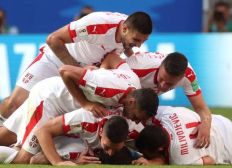 Imagem de Com golaço de falta de Kolarov, Sérvia bate a Costa Rica e arranca na frente no grupo do Brasil