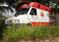 Imagem de Ouvinte denuncia abandono de ambulância em Arembepe