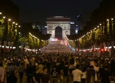 Imagem de França mobiliza 110.000 homens para festa nacional e final da Copa
