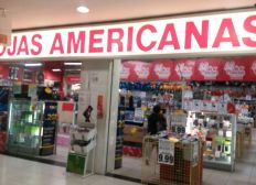 Imagem de Justiça do DF condena Lojas Americanas por obrigar cliente a limpar urina do chão