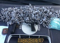 Imagem de Rondesp RMS apreende 1.200 porções de maconha e pistola
