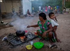 Imagem de Imigrantes venezuelanos serão distribuídos pelo Brasil após crise na fronteira