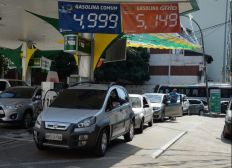Imagem de Petrobras poderá manter preço da gasolina estável por até 15 dias
