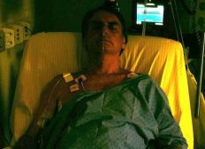 Imagem de Bolsonaro publica em rede social 1º foto após cirurgia em hospital de SP