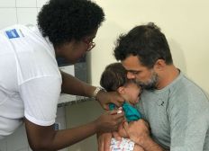 Imagem de Com 92,57% do público-alvo imunizado, vacinação contra pólio e o sarampo é prorrogada até sexta-feira na Bahia