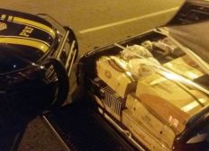 Imagem de Polícia Rodoviária Federal apreende 400 quilos de carne transportados em caixa de papelão. Seriam vendidos em Salvador
