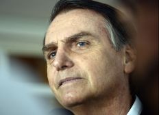 Imagem de Em carta a Celso de Mello, Bolsonaro diz que se deve prestigiar o STF