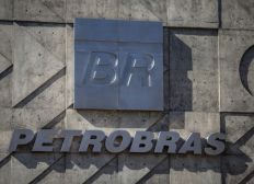 Imagem de Petrobras mantém preço médio da gasolina nas refinarias em R$ 1,9855 nesta sexta